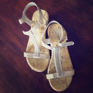 Girls silver/cork wedges